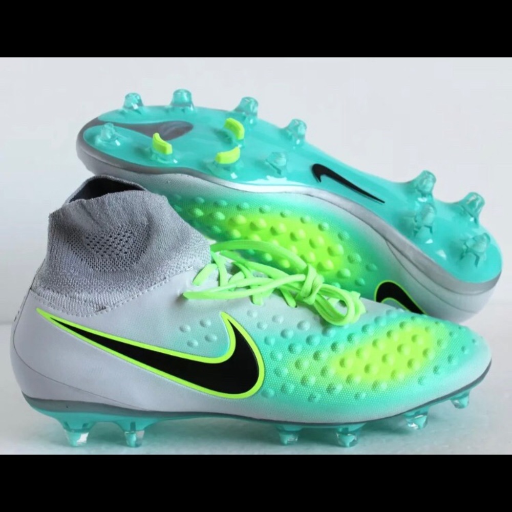 Nike Magista Obra 11 Soccer Cleats